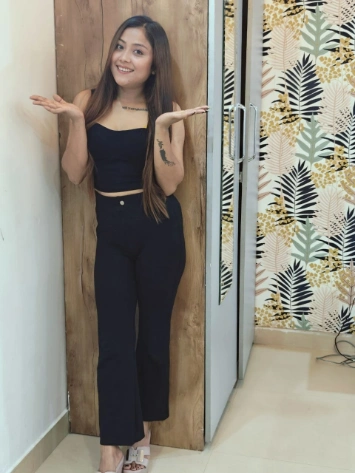 Young and attractive Dombivli call girl offering girlfriend experience