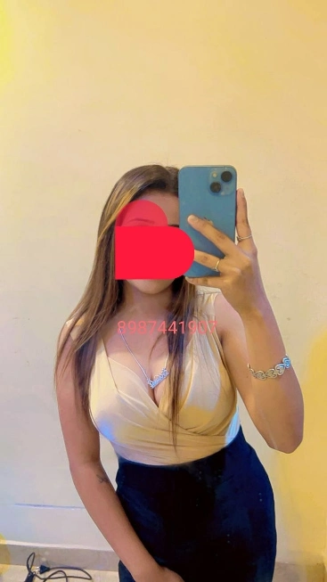 Sexy Indian model escort available for companionship in Navi Mumbai