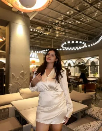 Avani, a charming housewife escort offering affectionate sessions