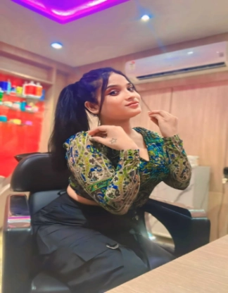 Rashmi escort in Andheri for relaxed private dates