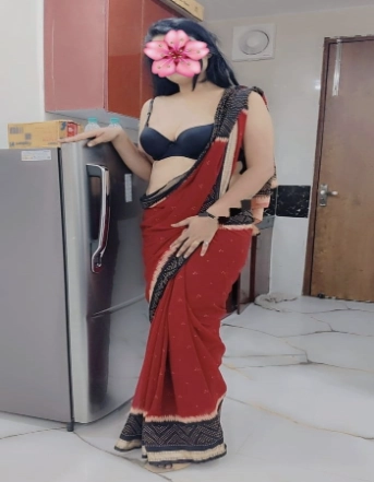 Married Women Seeking Men in Colaba ( South Mumbai)